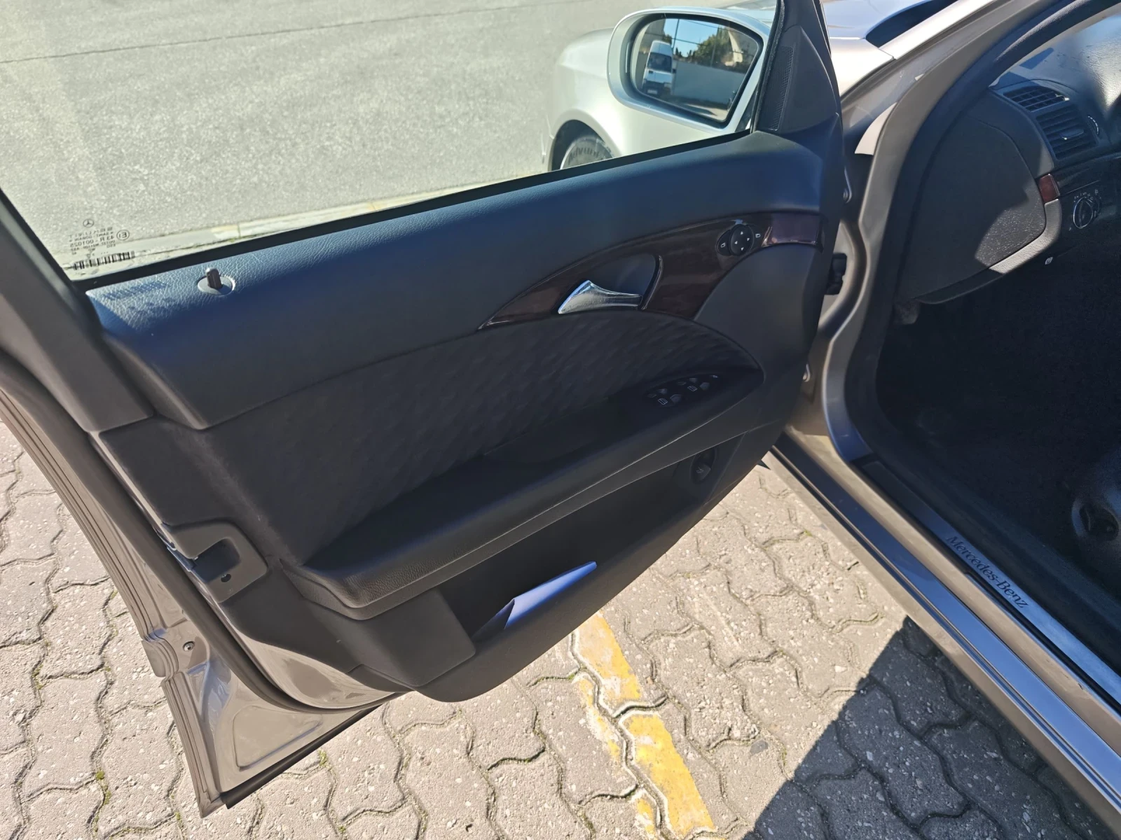 Mercedes-Benz E 220 Elegance  - изображение 8 | Auto.bg Mercedes-Benz E 220 Elegance  - изображение 8