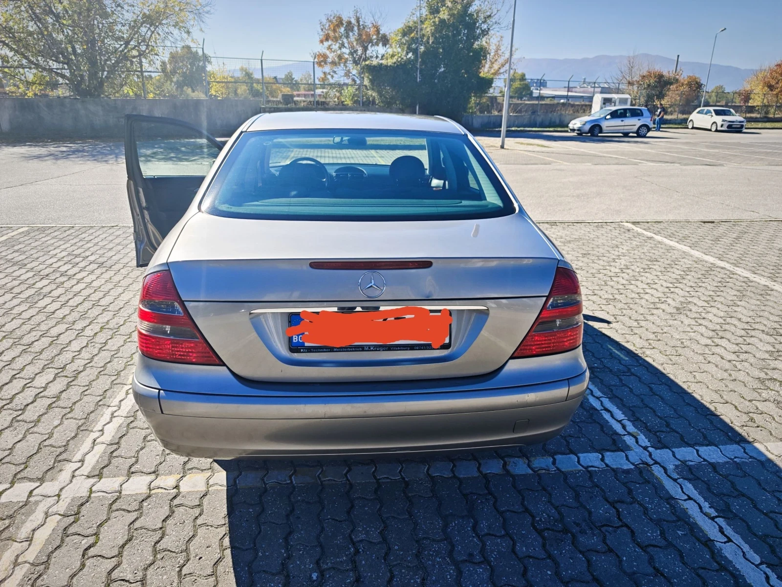 Mercedes-Benz E 220 Elegance  - изображение 2 | Auto.bg Mercedes-Benz E 220 Elegance  - изображение 2