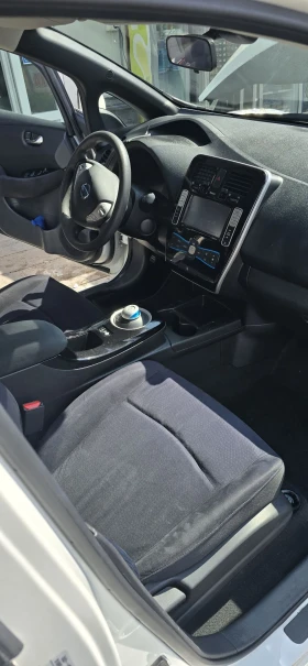 Nissan Leaf Nissan leafe 25 kw - 3500 € / 6845.40 лв. - 75680018 6 | Car24.bg Nissan Leaf Nissan leafe 25 kw - 3500 € / 6845.40 лв. - 75680018 6