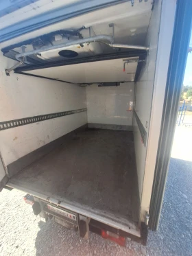 Iveco Daily З5/160HI- MATIC ХЛАДИЛЕН ДВА АГРЕГАТА .НА ХОД ОТ Ш | Auto.bg — изображение 5 Iveco Daily З5/160HI- MATIC ХЛАДИЛЕН ДВА АГРЕГАТА .НА ХОД ОТ Ш | Auto.bg — изображение 5