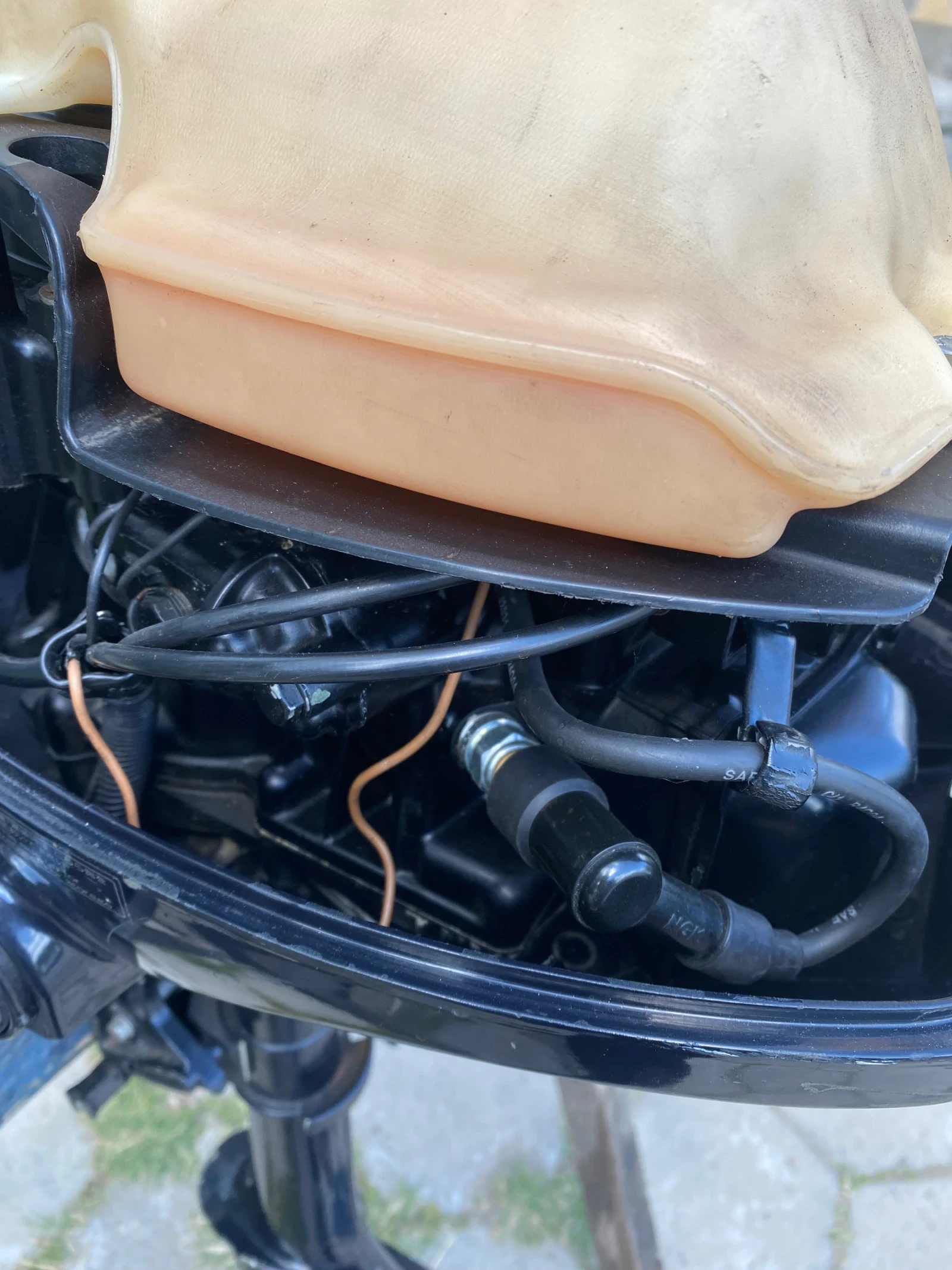 Извънбордов двигател Tohatsu 4 - изображение 4 | Auto.bg Извънбордов двигател Tohatsu 4 - изображение 4