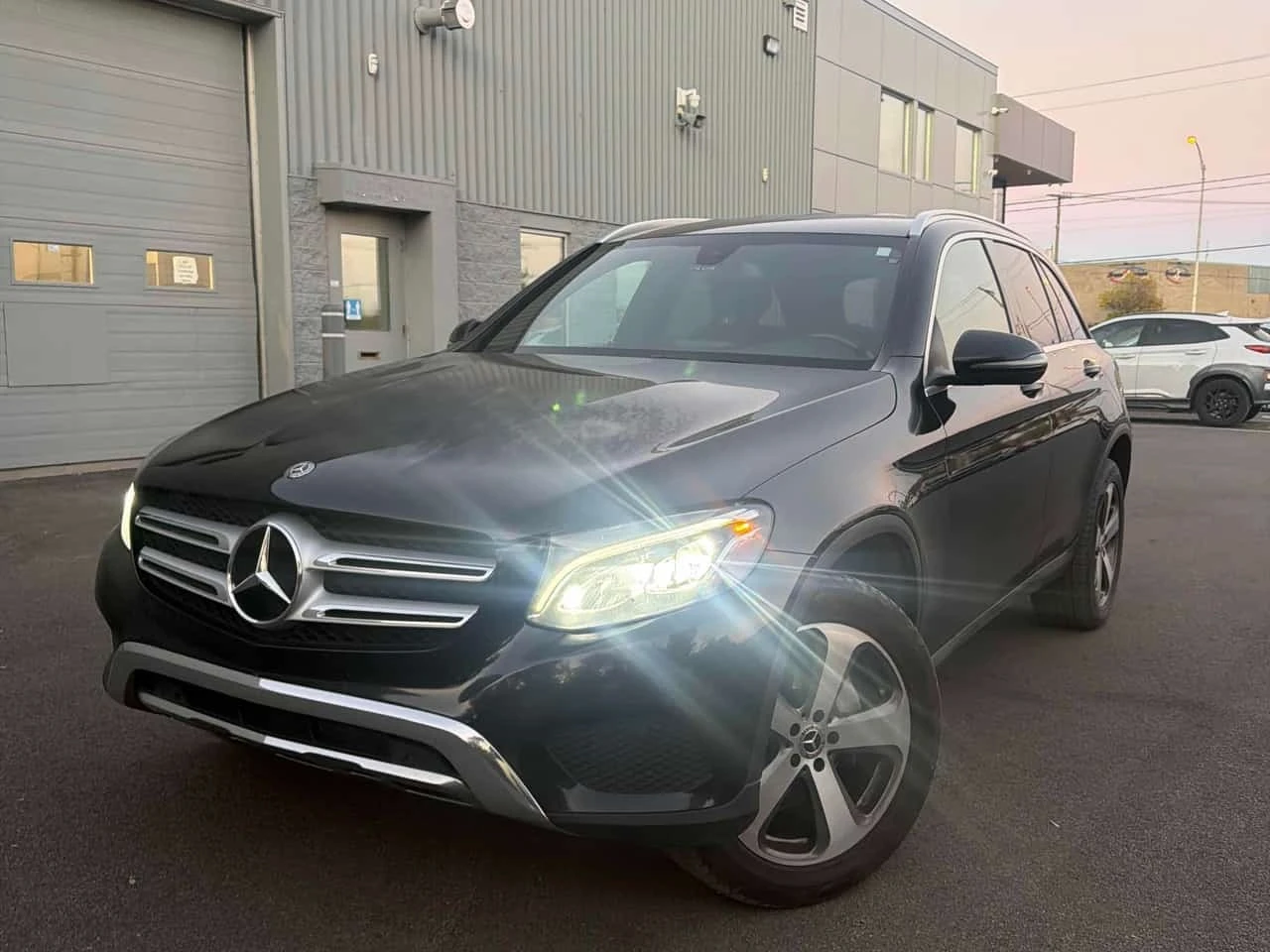 Mercedes-Benz GLC 300 / АВТОКРЕДИТ БЕЗ ПЪРВОНАЧАЛНА ВНОСКА / | Auto.bg — изображение 1 Mercedes-Benz GLC 300 / АВТОКРЕДИТ БЕЗ ПЪРВОНАЧАЛНА ВНОСКА / | Auto.bg — изображение 1