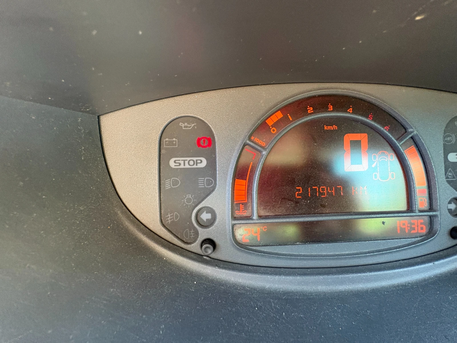 Renault Modus undefined | Auto.bg — изображение 1 Renault Modus undefined | Auto.bg — изображение 1