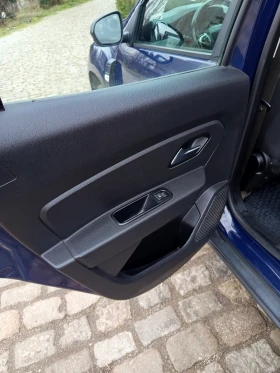 Dacia Duster - 9600 € / 18775.97 лв. - 38992303 10 | Car24.bg Dacia Duster - 9600 € / 18775.97 лв. - 38992303 10