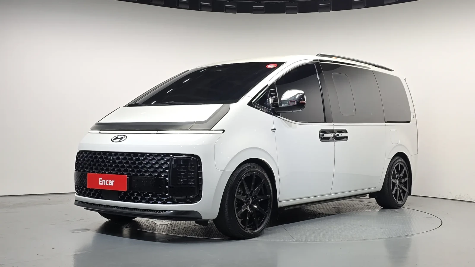 Hyundai Staria Обдухване Подгреви | 360 Камери | Дигитално табло | Auto.bg — изображение 1 Hyundai Staria Обдухване Подгреви | 360 Камери | Дигитално табло | Auto.bg — изображение 1