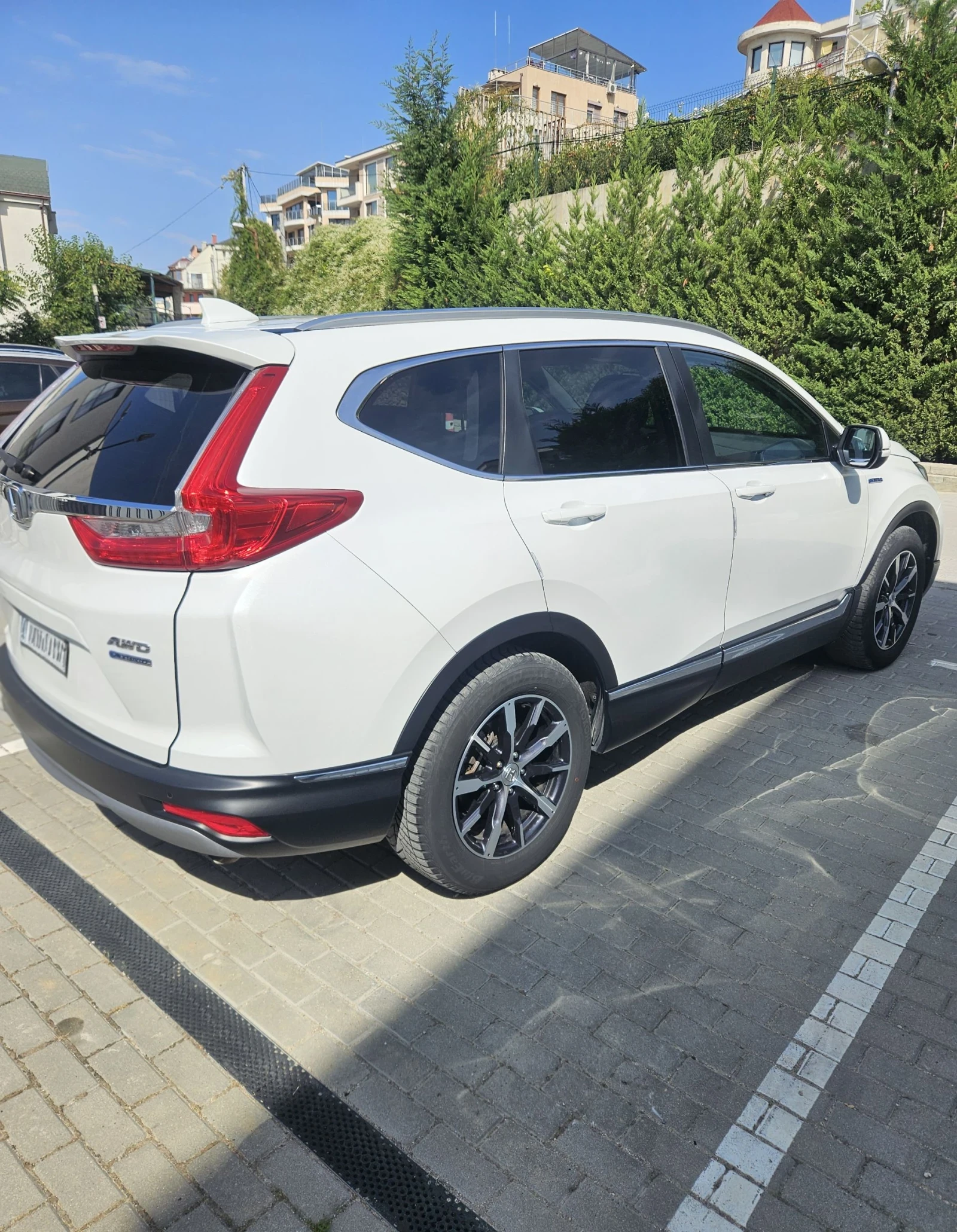 Honda Cr-v 2.0 Hybrid 4WD Executive  - изображение 3 | Auto.bg Honda Cr-v 2.0 Hybrid 4WD Executive  - изображение 3