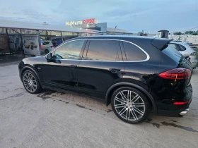Porsche Cayenne S 4.2 TDI, Distronic, Facelift, Led, BOSE, - 28500 € / 55741.15 лв. - 92469296 3 | Car24.bg Porsche Cayenne S 4.2 TDI, Distronic, Facelift, Led, BOSE, - 28500 € / 55741.15 лв. - 92469296 3