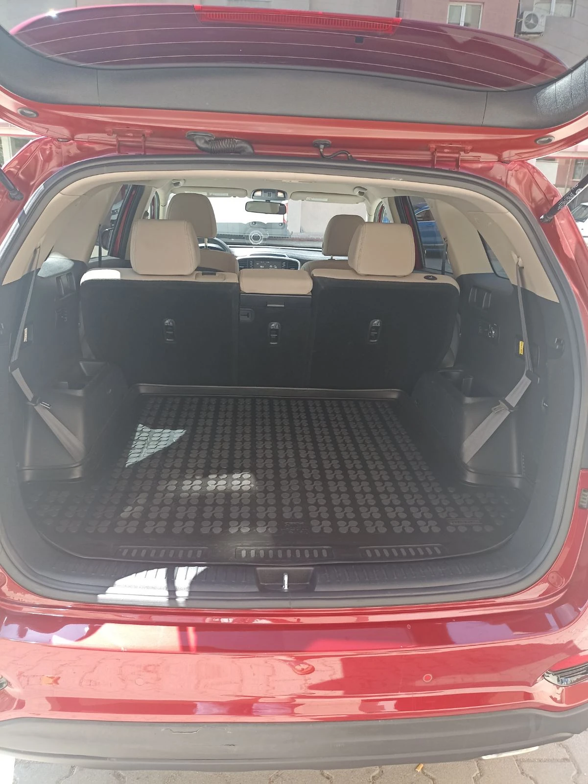 Kia Sorento 7 - Места  /ТОП/ - изображение 6 | Auto.bg Kia Sorento 7 - Места  /ТОП/ - изображение 6