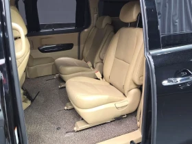 Kia Carnival 2.2D 9-Seater High Limousine Prestige High Roof | Auto.bg — изображение 12 Kia Carnival 2.2D 9-Seater High Limousine Prestige High Roof | Auto.bg — изображение 12