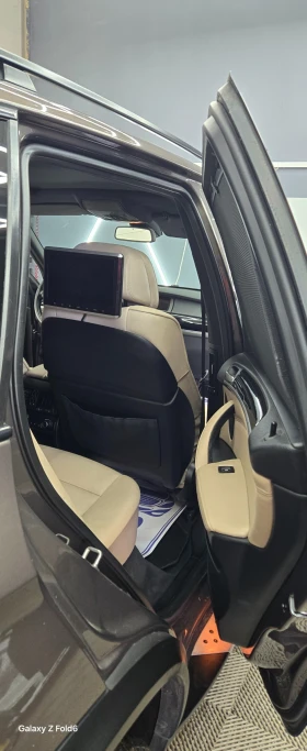 BMW X5 BMW X5 xDrive 40d M-Pack* PANO* TV* COMFORT* SPORT - 28669 лв. / 14658.23 € - 78107179 13 | Car24.bg BMW X5 BMW X5 xDrive 40d M-Pack* PANO* TV* COMFORT* SPORT - 28669 лв. / 14658.23 € - 78107179 13