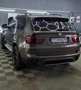 BMW X5 BMW X5 xDrive 40d M-Pack* PANO* TV* COMFORT* SPORT - 28669 лв. / 14658.23 € - 78107179 6 | Car24.bg BMW X5 BMW X5 xDrive 40d M-Pack* PANO* TV* COMFORT* SPORT - 28669 лв. / 14658.23 € - 78107179 6