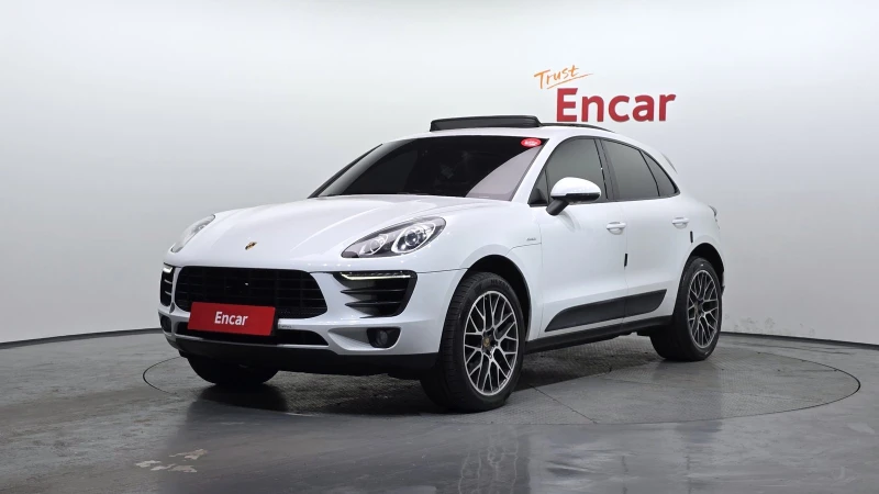 Porsche Macan S Diesel* ЛЮК* ПОДГРЕВ ВОЛАН* КРАЙНА ЦЕНА - 17599 € / 34420.65 лв. - 24661652 1 | Car24.bg Porsche Macan S Diesel* ЛЮК* ПОДГРЕВ ВОЛАН* КРАЙНА ЦЕНА - 17599 € / 34420.65 лв. - 24661652 1