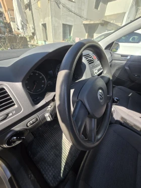 VW Golf 1.6 бензин 102к.с. Промоция | Auto.bg — изображение 9 VW Golf 1.6 бензин 102к.с. Промоция | Auto.bg — изображение 9