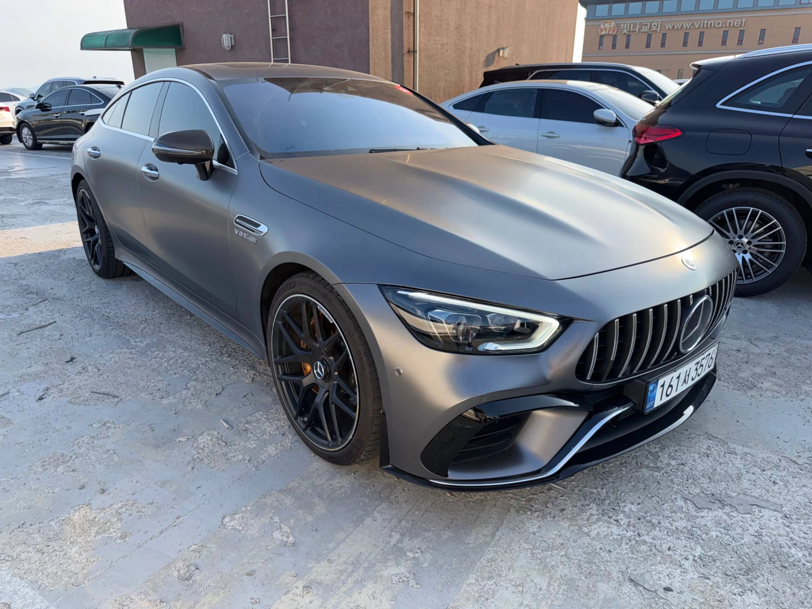 Mercedes-Benz GT AMG 63S | SATIN DELIGHT GRAY | Auto.bg — изображение 1 Mercedes-Benz GT AMG 63S | SATIN DELIGHT GRAY | Auto.bg — изображение 1
