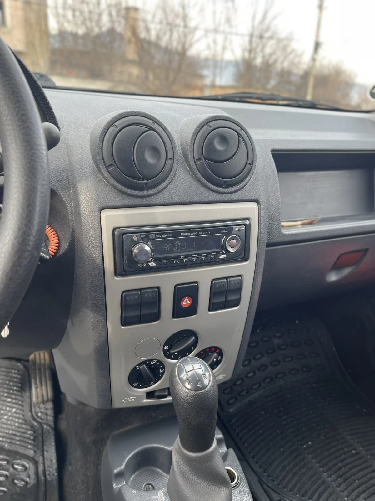 Dacia Logan  - изображение 5 | Auto.bg Dacia Logan  - изображение 5