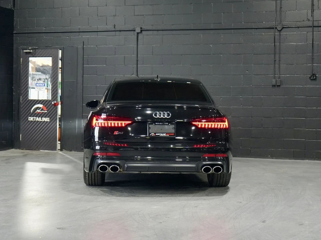 Audi S6 2.9 V6 Quattro / Bang & Olufsen / HUD / 360 - изображение 5 | Auto.bg Audi S6 2.9 V6 Quattro / Bang & Olufsen / HUD / 360 - изображение 5