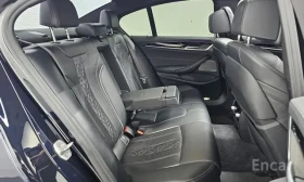 BMW 530 I * M SPORT * HEAD UP * ОБДУХВАНЕ * FACELIFT * | Auto.bg — изображение 16 BMW 530 I * M SPORT * HEAD UP * ОБДУХВАНЕ * FACELIFT * | Auto.bg — изображение 16