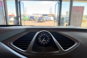 Porsche Macan TURBO / SPORT CHRONO / PANO / BOSE / HUD / 360 / | Auto.bg — изображение 14 Porsche Macan TURBO / SPORT CHRONO / PANO / BOSE / HUD / 360 / | Auto.bg — изображение 14