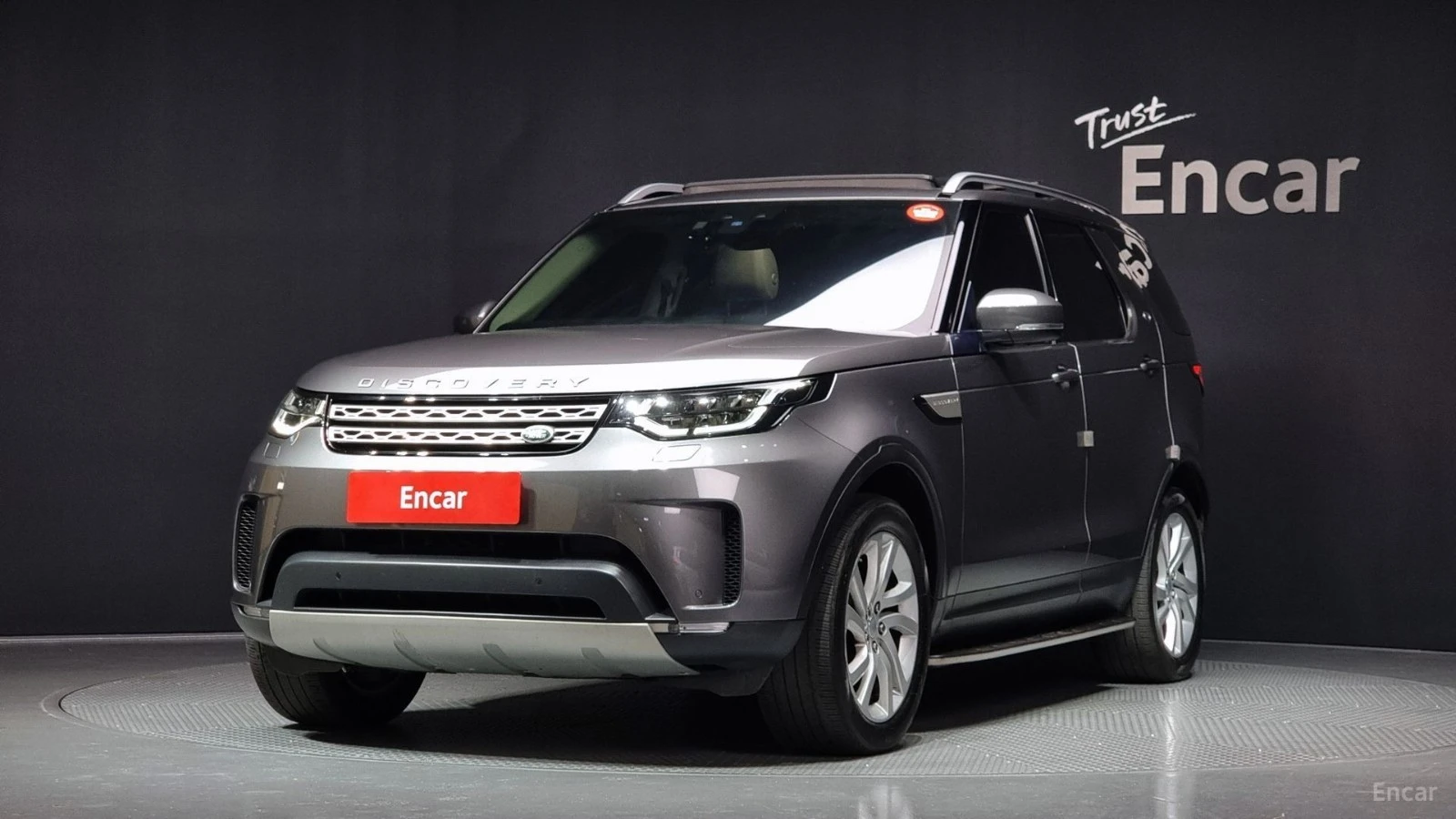 Land Rover Discovery 2.0* SD4* HSE* КОЖА* ПОДГРЕВ* ПАНОРАМА* КАМЕРА* | Auto.bg — изображение 1 Land Rover Discovery 2.0* SD4* HSE* КОЖА* ПОДГРЕВ* ПАНОРАМА* КАМЕРА* | Auto.bg — изображение 1