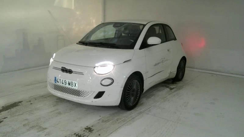 Fiat 500e ELEKTRO-42KWH - 7990 € / 15627.08 лв. - 81807317 1 | Car24.bg Fiat 500e ELEKTRO-42KWH - 7990 € / 15627.08 лв. - 81807317 1