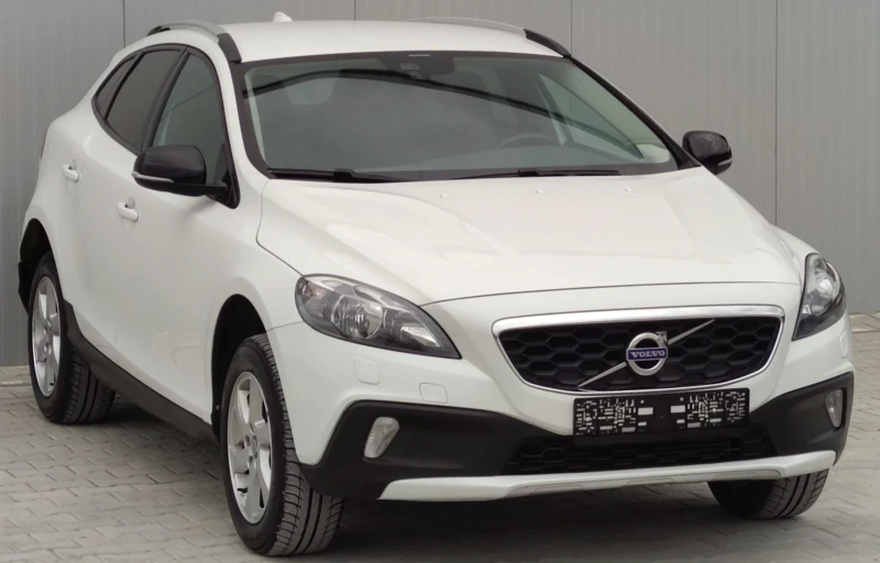 Volvo V40 Cross Country 1.6D* 114к.с* - 7200 € / 14081.98 лв. - 33712896 1 | Car24.bg Volvo V40 Cross Country 1.6D* 114к.с* - 7200 € / 14081.98 лв. - 33712896 1
