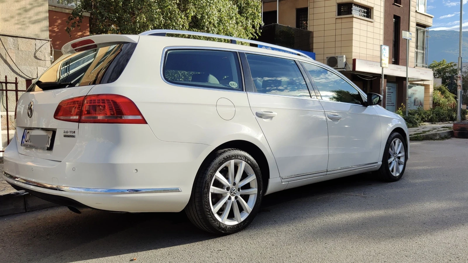 VW Passat B8 Variant 4motion 2.0TDI 170hp - изображение 4 | Auto.bg VW Passat B8 Variant 4motion 2.0TDI 170hp - изображение 4
