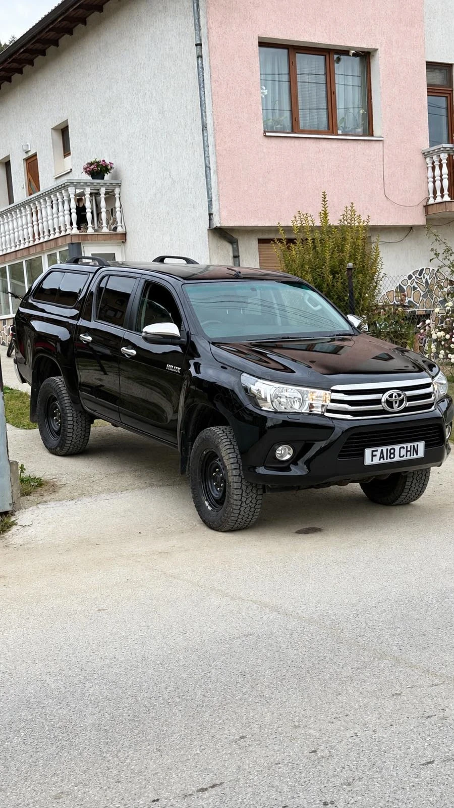Toyota Hilux 2.4/150 к.с. | Auto.bg — изображение 1 Toyota Hilux 2.4/150 к.с. | Auto.bg — изображение 1