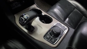Jeep Cherokee 3.6 ЕЛ. БАГАЖНИК ЛЮК КРАЙНА ЦЕНА* encareu.com - 13199 € - 28185049 9 | Car24.bg Jeep Cherokee 3.6 ЕЛ. БАГАЖНИК ЛЮК КРАЙНА ЦЕНА* encareu.com - 13199 € - 28185049 9