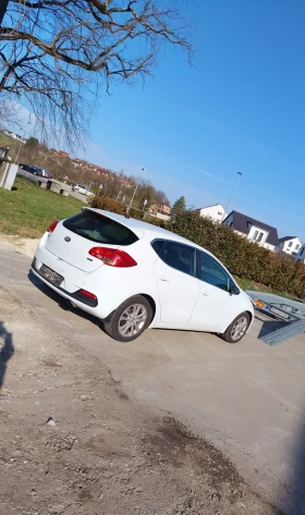 Kia Ceed 1.6crdi - 5300 € / 10365.90 лв. - 83683029 11 | Car24.bg Kia Ceed 1.6crdi - 5300 € / 10365.90 лв. - 83683029 11
