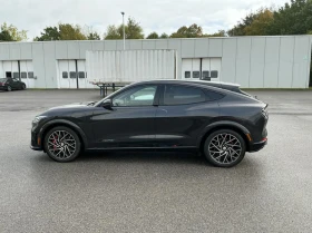 Ford Mustang Mach-E GT 99kWh AWD Leather LED Navi Panorama - 28995 € - 29253868 6 | Car24.bg Ford Mustang Mach-E GT 99kWh AWD Leather LED Navi Panorama - 28995 € - 29253868 6