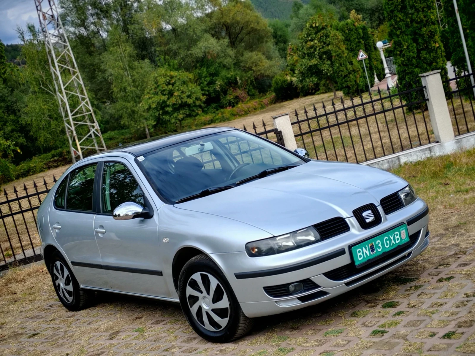 Seat Leon 1.9TDI(110)* FACELIFT* КЛИМАТРОНИК* НОВ ВНОС* | Auto.bg — изображение 1 Seat Leon 1.9TDI(110)* FACELIFT* КЛИМАТРОНИК* НОВ ВНОС* | Auto.bg — изображение 1