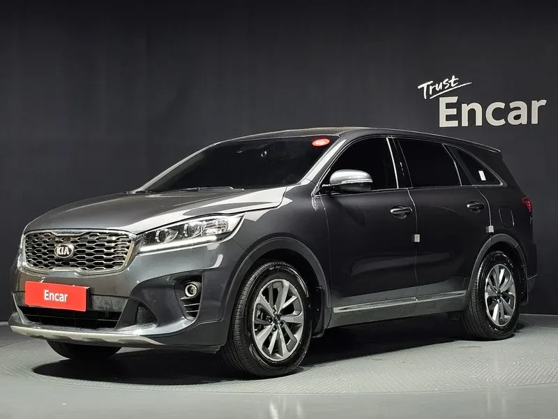 Kia Sorento Diesel 2.0 2Wd Luxury | Auto.bg — изображение 1 Kia Sorento Diesel 2.0 2Wd Luxury | Auto.bg — изображение 1
