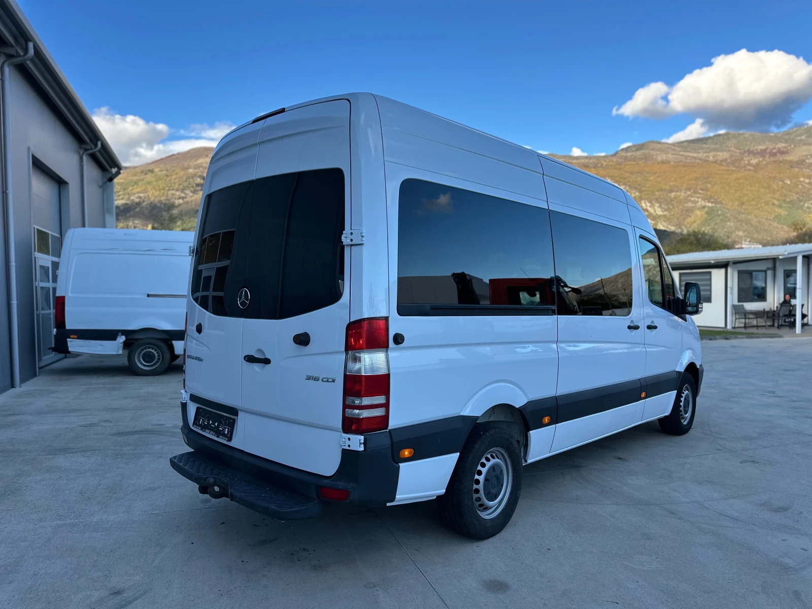 Mercedes-Benz Sprinter 316 9-Местен!FULL!ТОП!КЛИМА! - изображение 5 | Auto.bg Mercedes-Benz Sprinter 316 9-Местен!FULL!ТОП!КЛИМА! - изображение 5