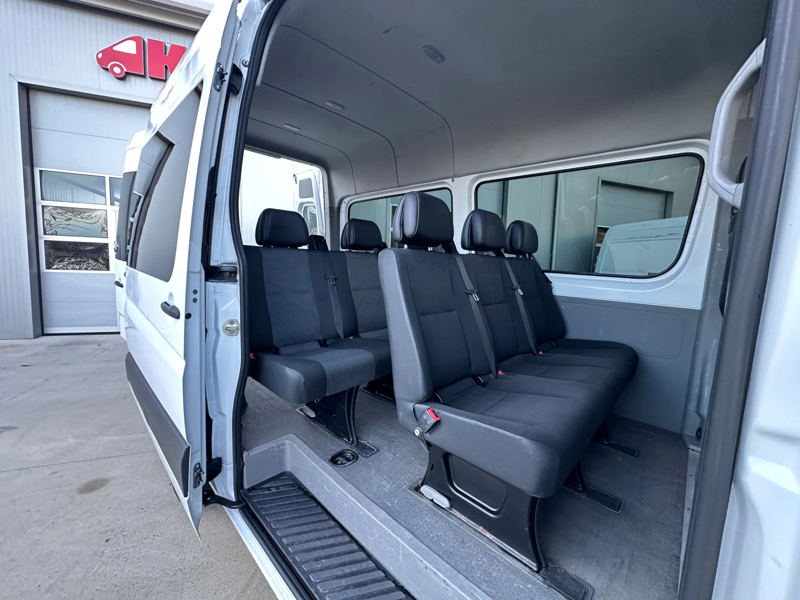 Mercedes-Benz Sprinter 316 9-Местен!FULL!ТОП!КЛИМА! - изображение 6 | Auto.bg Mercedes-Benz Sprinter 316 9-Местен!FULL!ТОП!КЛИМА! - изображение 6