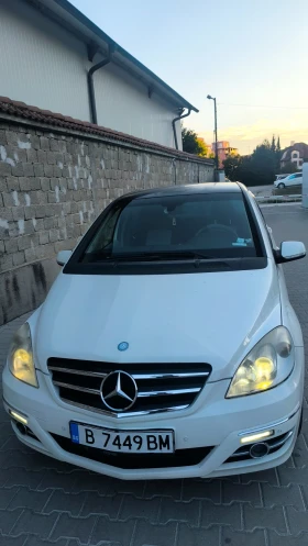 Снимка Mercedes-Benz B 180