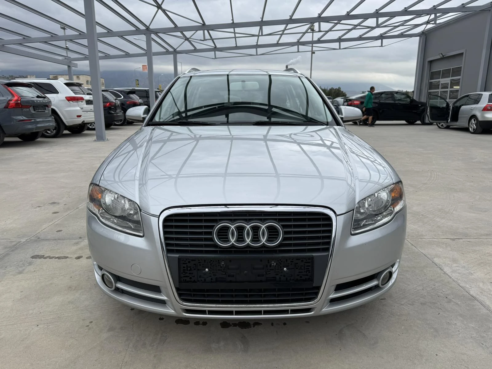 Audi A4 2.0* 140ps* S line* 6ск* НАВИ*  - изображение 8 | Auto.bg Audi A4 2.0* 140ps* S line* 6ск* НАВИ*  - изображение 8