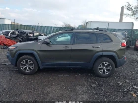Jeep Cherokee 2.4L I-4 VVT, 184HP 4X4 Drive - 13400 лв. / 6851.31 € - 90393380 6 | Car24.bg Jeep Cherokee 2.4L I-4 VVT, 184HP 4X4 Drive - 13400 лв. / 6851.31 € - 90393380 6