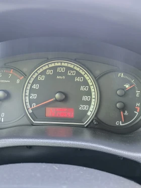 Suzuki Swift 1.3 | Auto.bg — изображение 8 Suzuki Swift 1.3 | Auto.bg — изображение 8
