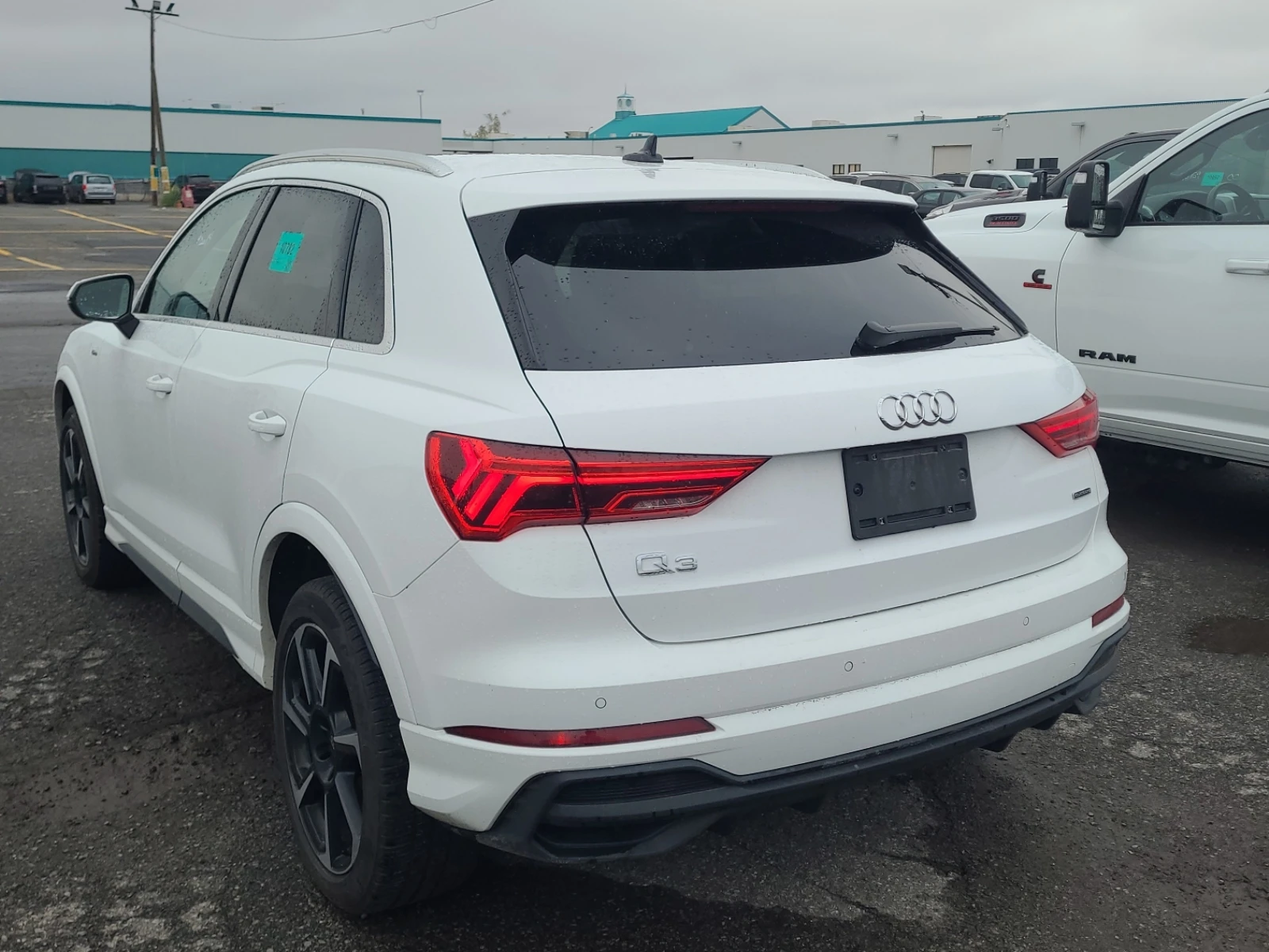 Audi Q3 * CARFAX * БЕЗ ПЪРВОНАЧАЛНА ВНОСКА - изображение 4 | Auto.bg Audi Q3 * CARFAX * БЕЗ ПЪРВОНАЧАЛНА ВНОСКА - изображение 4