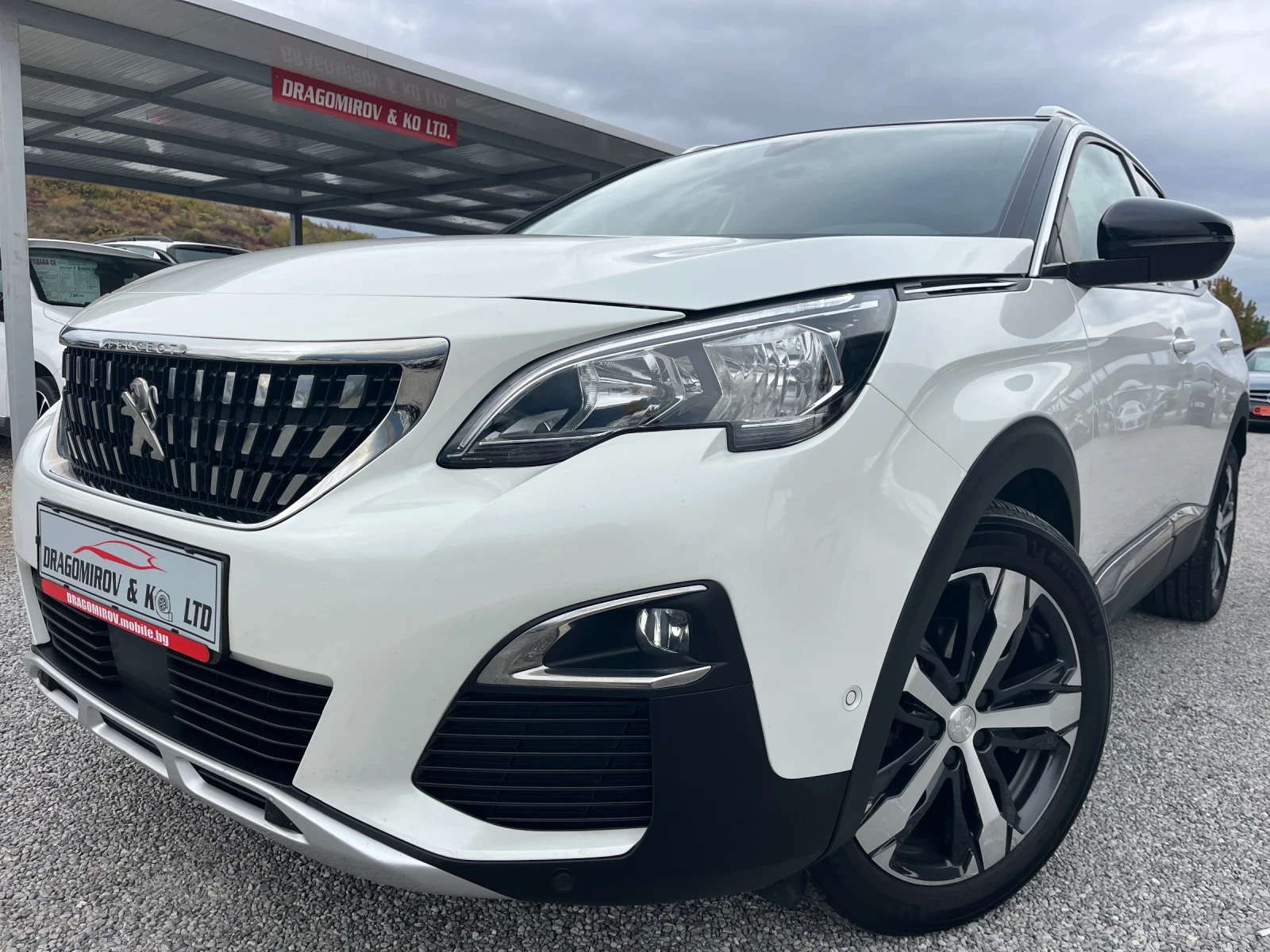 Peugeot 3008 Allure/Сервизиран само в Пежо до 09.2026 | Auto.bg — изображение 1 Peugeot 3008 Allure/Сервизиран само в Пежо до 09.2026 | Auto.bg — изображение 1