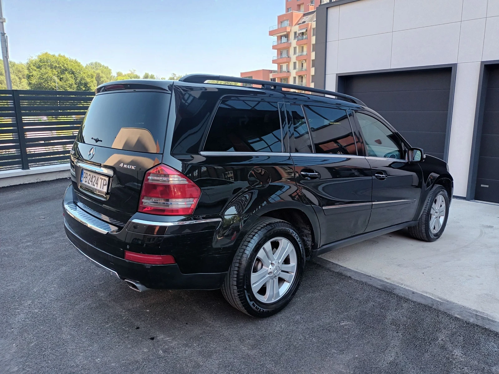 Mercedes-Benz GL 500 5500 нензин газ  - изображение 6 | Auto.bg Mercedes-Benz GL 500 5500 нензин газ  - изображение 6