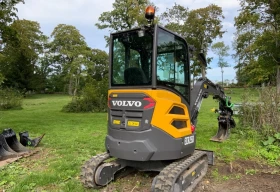 Багер Volvo ECR25D | Auto.bg — изображение 3 Багер Volvo ECR25D | Auto.bg — изображение 3