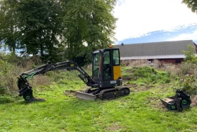 Багер Volvo ECR25D | Auto.bg — изображение 2 Багер Volvo ECR25D | Auto.bg — изображение 2