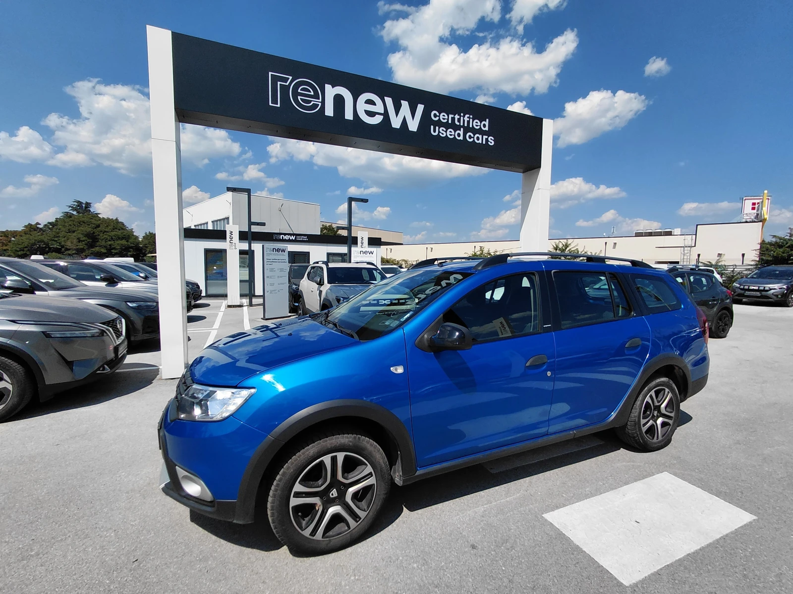 Dacia Logan TCe/90к.с/Stepway | Auto.bg — изображение 1 Dacia Logan TCe/90к.с/Stepway | Auto.bg — изображение 1