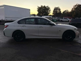 BMW 330 330e xDrive M Sport CARFAX | Auto.bg — изображение 4 BMW 330 330e xDrive M Sport CARFAX | Auto.bg — изображение 4
