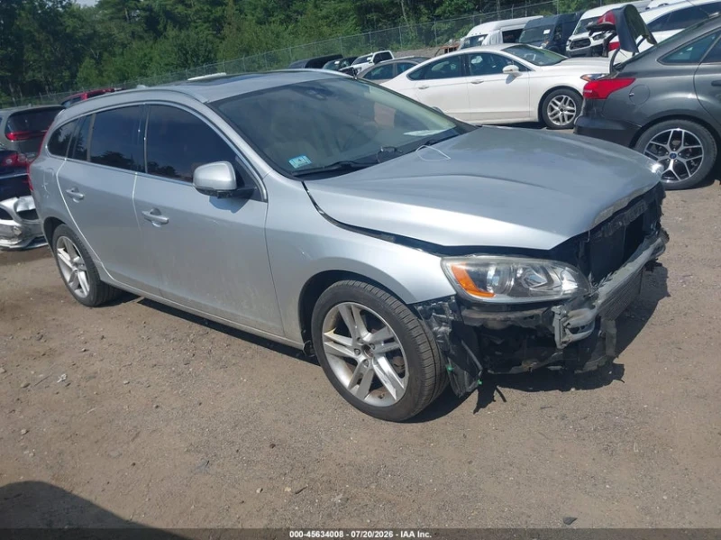 Volvo V60 2.0L I-4 DI, DOHC, VVT, TURBO, 240HP Front Wheel - 6200 € / 12126.15 лв. - 46673961 1 | Car24.bg Volvo V60 2.0L I-4 DI, DOHC, VVT, TURBO, 240HP Front Wheel - 6200 € / 12126.15 лв. - 46673961 1