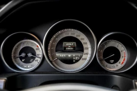 Mercedes-Benz E 500 DISTRONIC, PANORAMA, HARMAN/KARDON, OБДУХВАНЕ, AMB - 29900 лв. / 15287.63 € - 49942373 13 | Car24.bg Mercedes-Benz E 500 DISTRONIC, PANORAMA, HARMAN/KARDON, OБДУХВАНЕ, AMB - 29900 лв. / 15287.63 € - 49942373 13