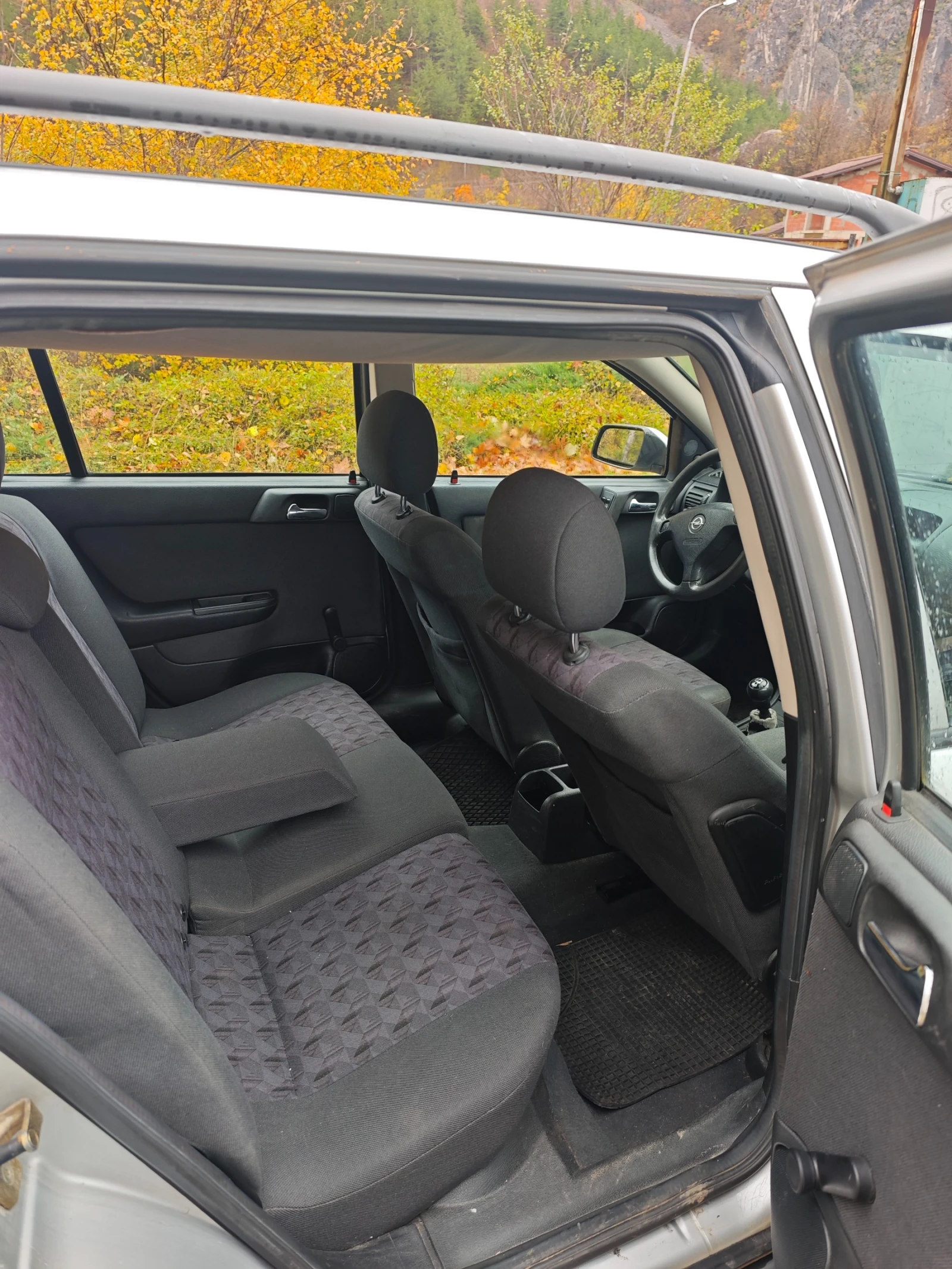 Opel Astra 1.7ТДИ РЕГИСТРИРАН - изображение 6 | Auto.bg Opel Astra 1.7ТДИ РЕГИСТРИРАН - изображение 6