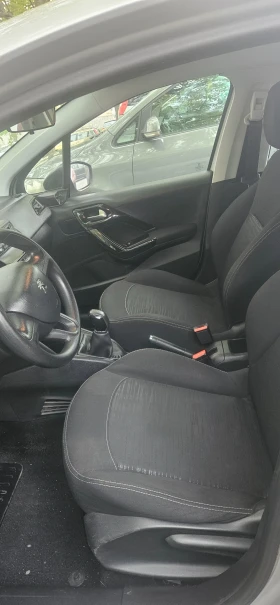 Peugeot 208 1.4 HDI | Auto.bg — изображение 5 Peugeot 208 1.4 HDI | Auto.bg — изображение 5