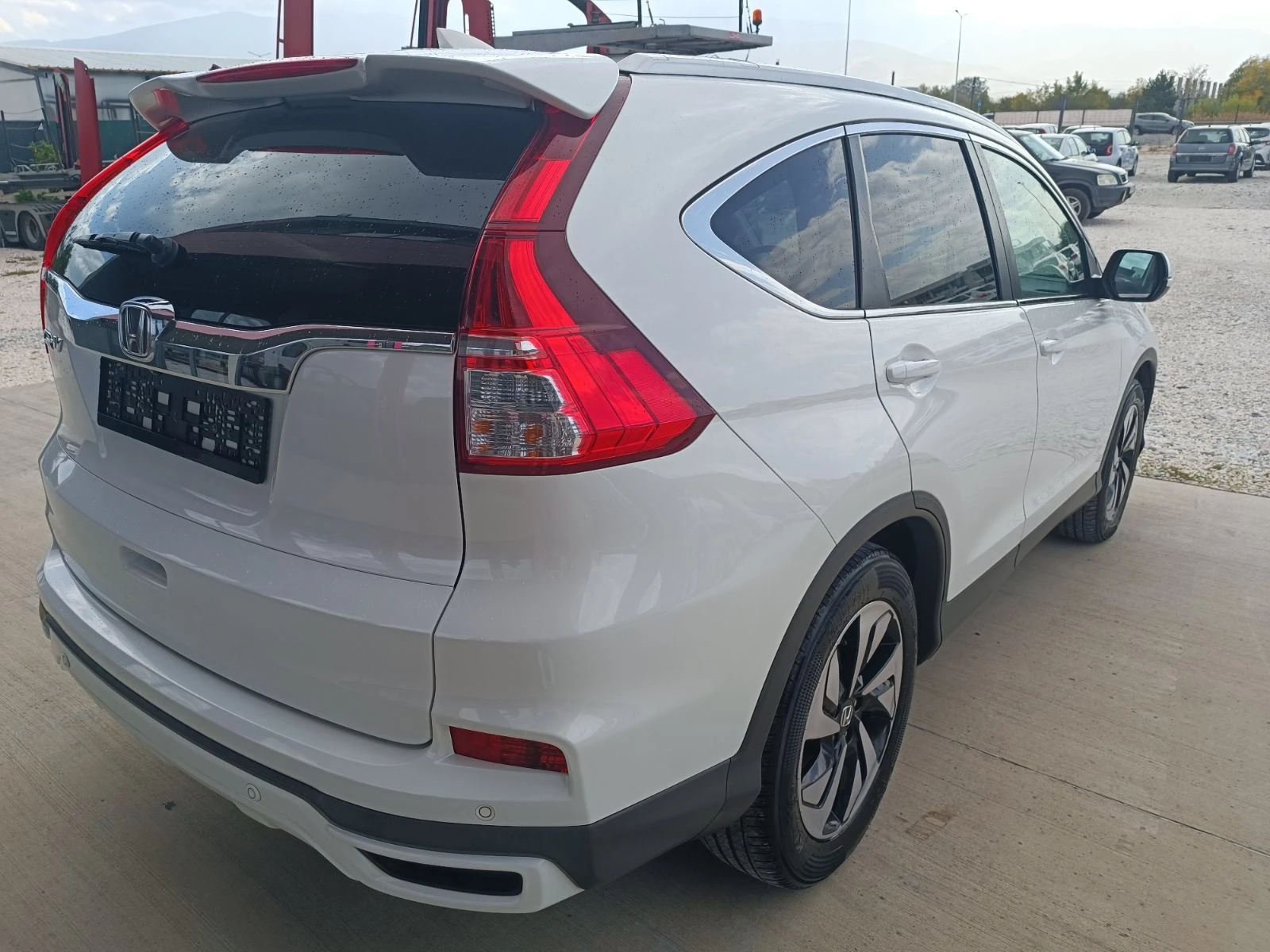 Honda Cr-v 1.6 CDTI 4X4 automatic  - изображение 4 | Auto.bg Honda Cr-v 1.6 CDTI 4X4 automatic  - изображение 4